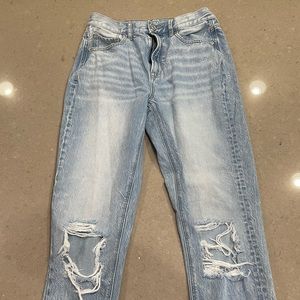 American Eagle mom jean
